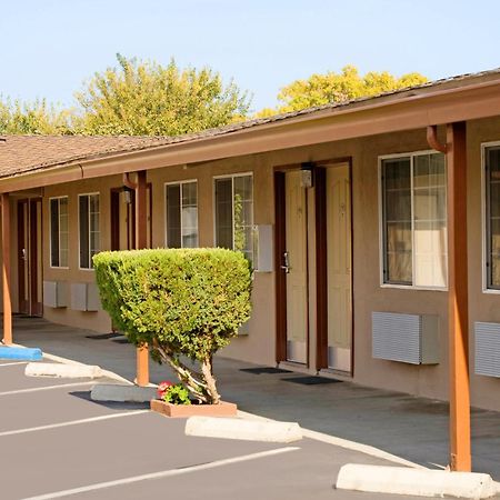 Americas Best Value Inn Los Banos Kültér fotó