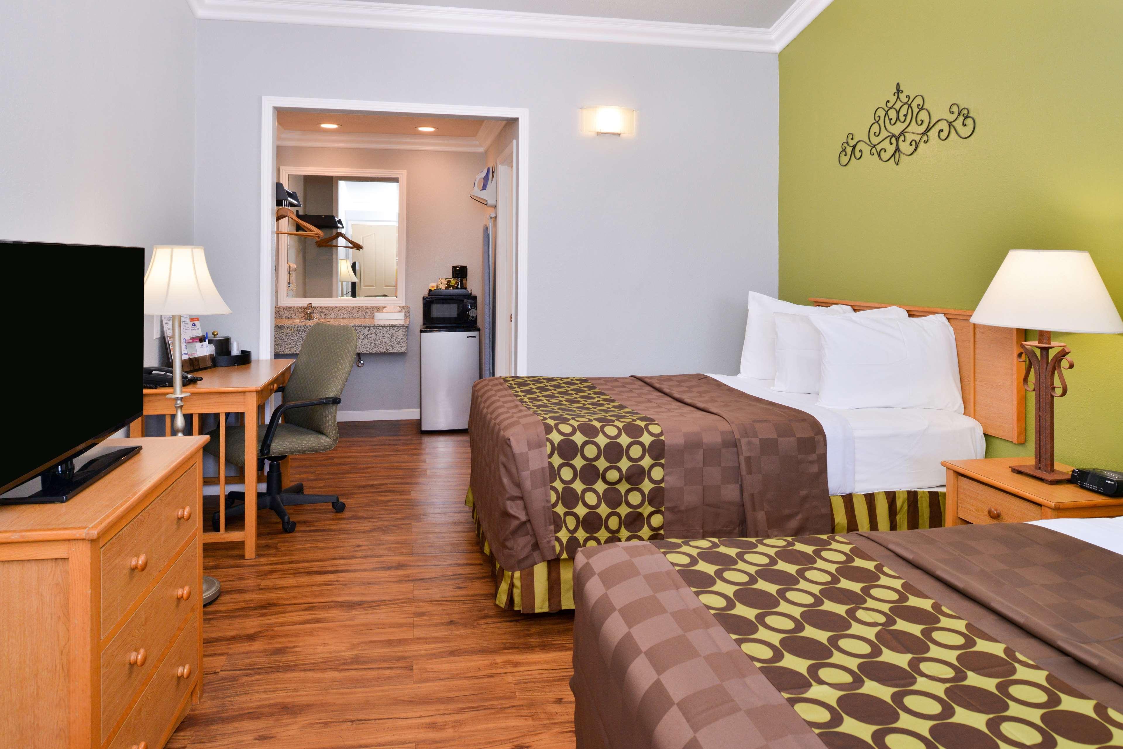 Americas Best Value Inn Los Banos Kültér fotó