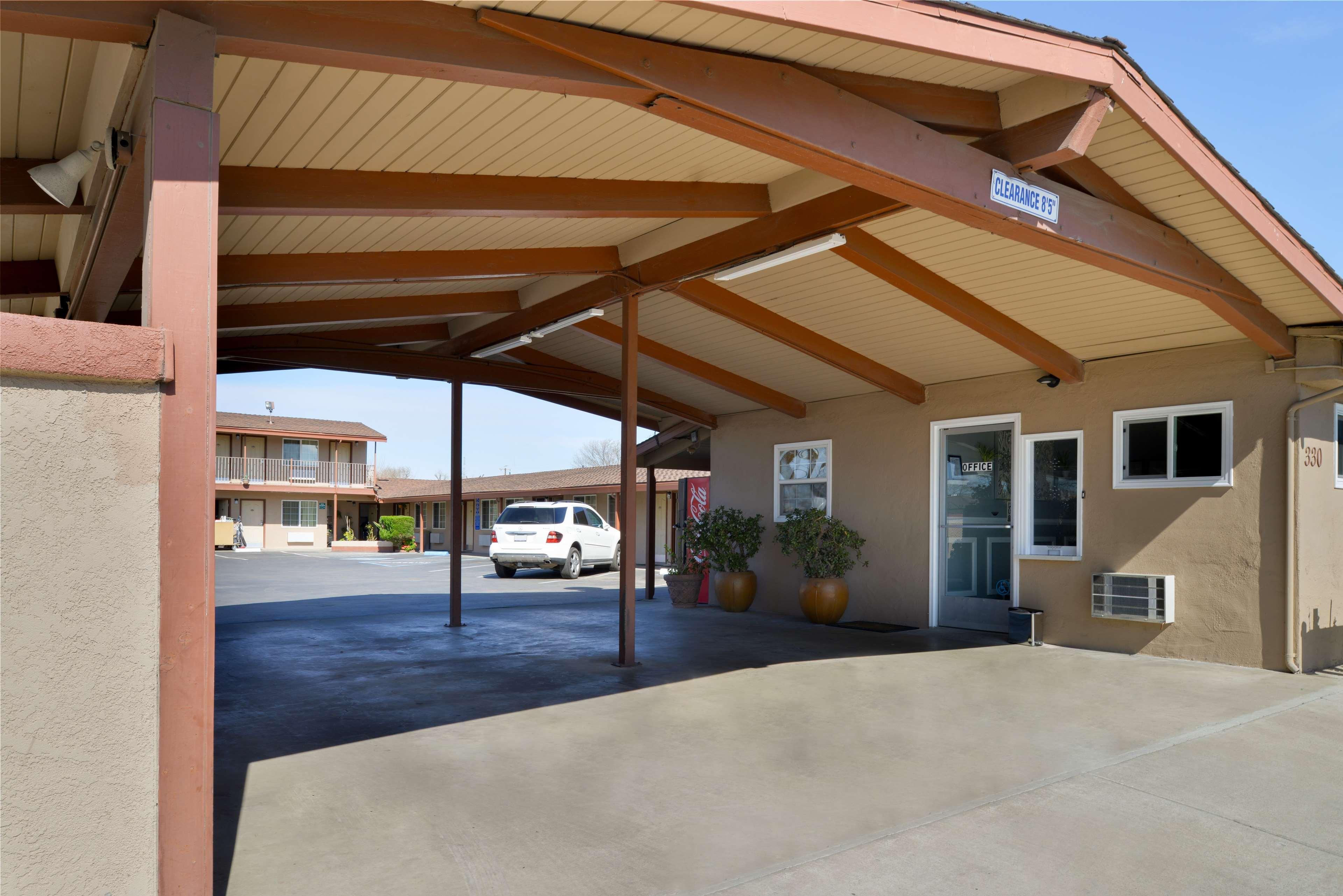 Americas Best Value Inn Los Banos Kültér fotó