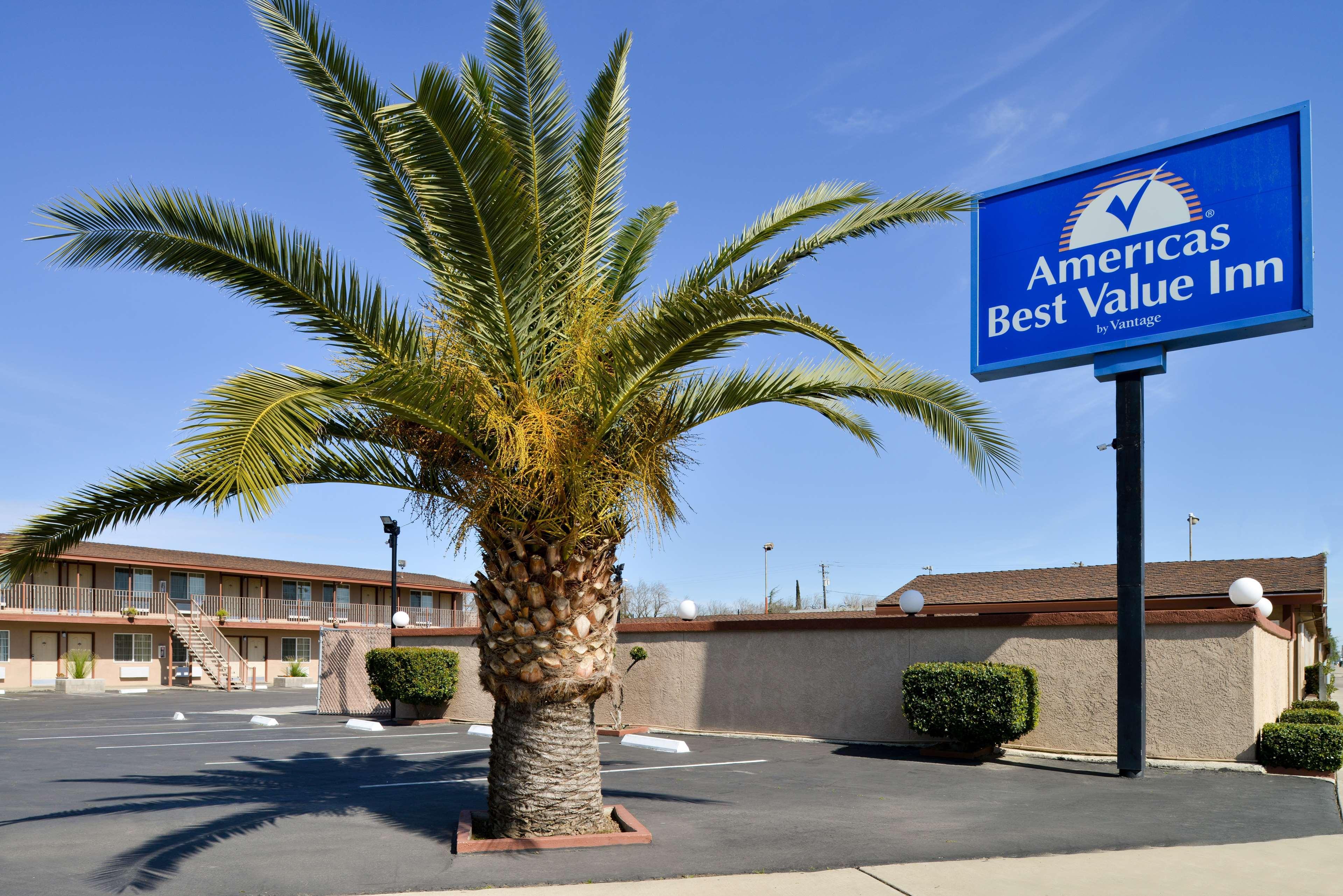 Americas Best Value Inn Los Banos Kültér fotó