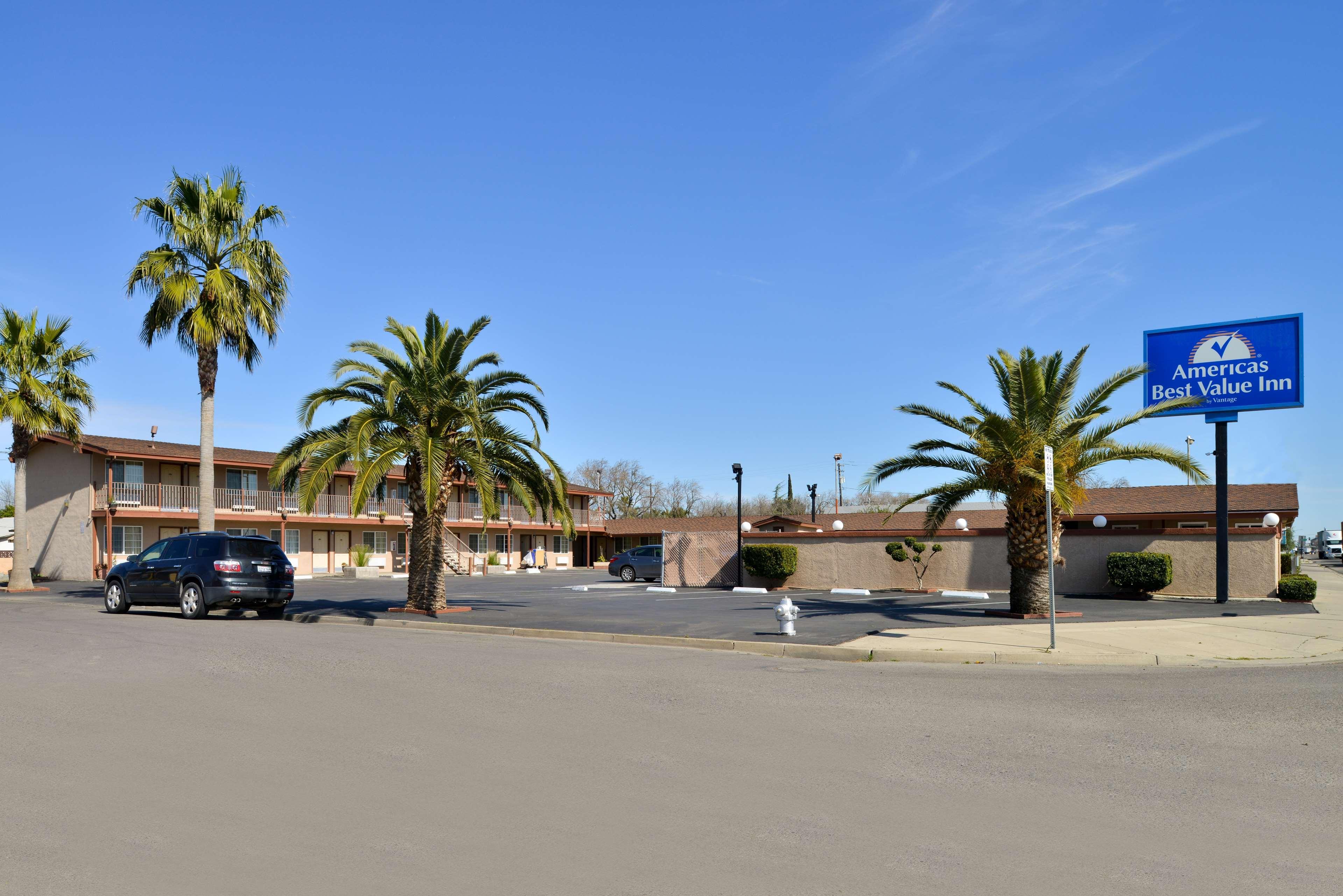 Americas Best Value Inn Los Banos Kültér fotó