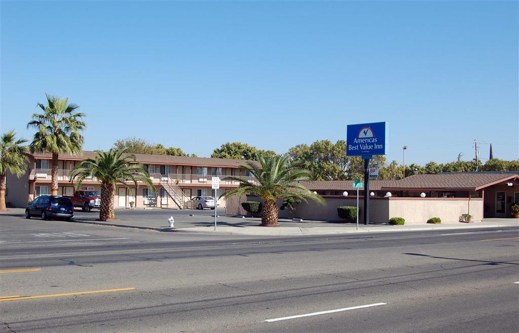 Americas Best Value Inn Los Banos Kültér fotó