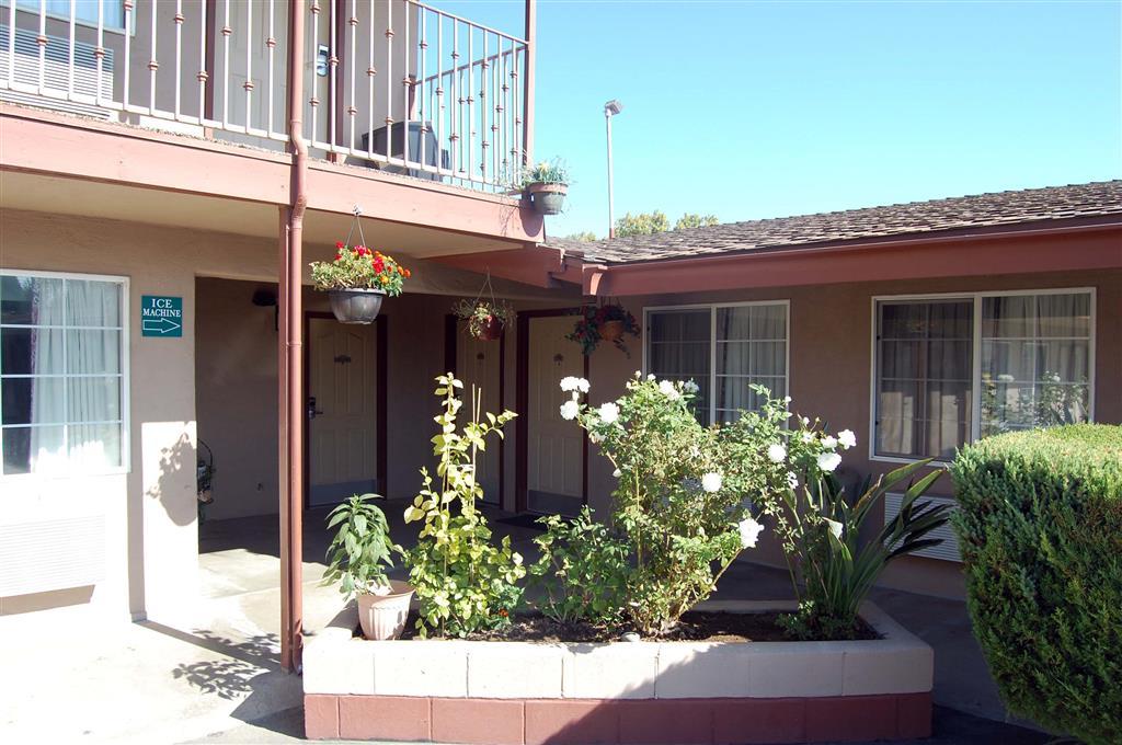 Americas Best Value Inn Los Banos Kültér fotó